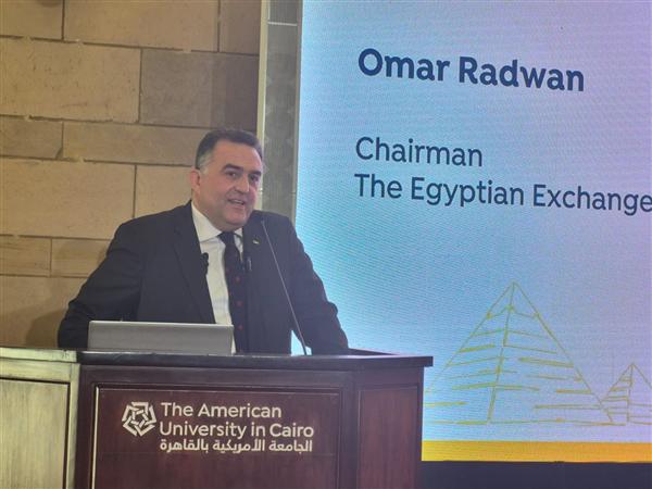 عمر رضوان رئيس البورصة المصرية: 60% من الشركات تضم سيدتين على الأقل بمجالس الإدارة
